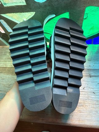 Chanclas Cougar Negras Talla 37 Nuevas