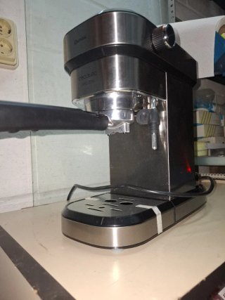 Cafetera Cecotec Cumbia Cafelizia Falta deposito