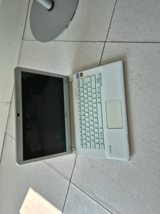 PORTÁTIL SONY VAIO i5 MODELO SVE14AE12M SSD HDMI