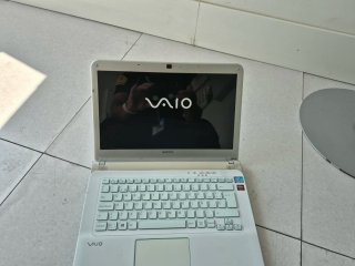 PORTÁTIL SONY VAIO i5 MODELO SVE14AE12M SSD HDMI