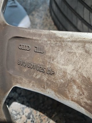 Llantas Audi A3 Sedán 17” Michelin