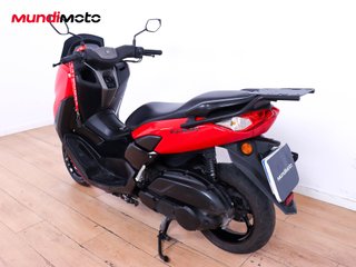 YAMAHA NMAX
