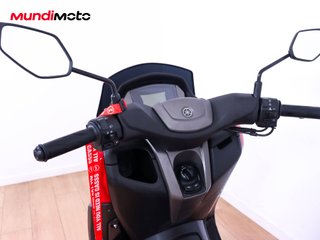 YAMAHA NMAX