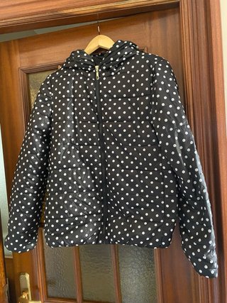 Chaqueta acolchada con lunares