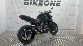 Kawasaki ER 6 N - 2014 - 73.907 KM