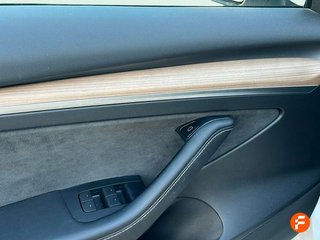 Tesla Model 3 Gran Autonomía RWD