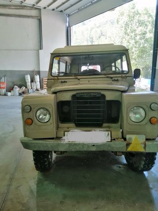 Land Rover Defender 1986