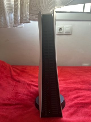 PlayStation 5 con mando casi sin usar