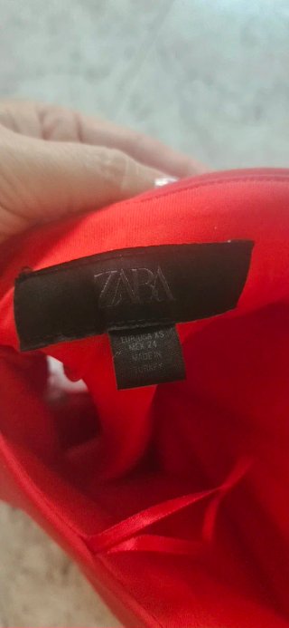 Top palabra de honor Zara rojo