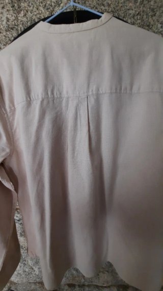 Camisa cuello Mao beige