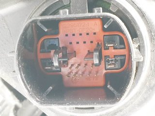 FARO IZQUIERDO LAND ROVER LAND ROVER RANGE ROVER VELAR 2017-0