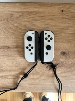 Nintendo Switch OLED Bianca e Nera