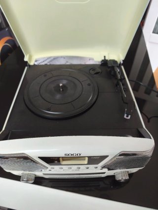 Tocadiscos Sogo Blanco y Plateado