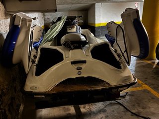 Moto de agua Sea-Doo LRV 4 plazas.