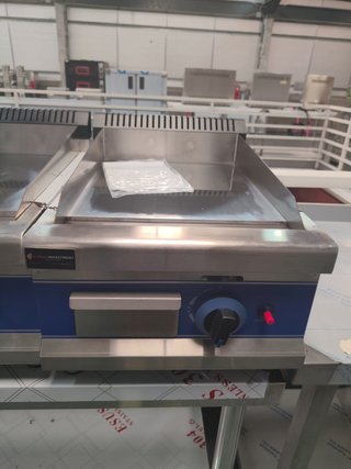PLANCHA DE GAS CROMO DURO / NUEVAS / GARANTIA