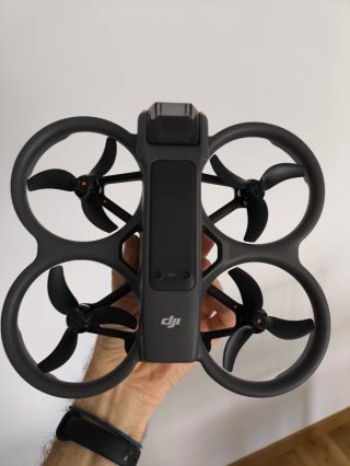 Dron DJI Avata 2