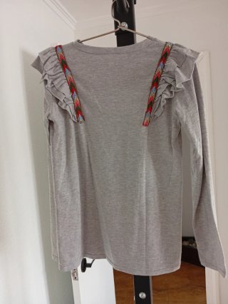 Camiseta ALOI gris mujer con volantes