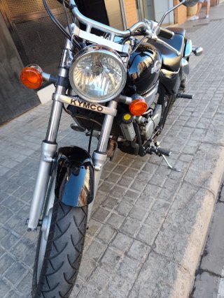 Kymco Venox 250 Negra