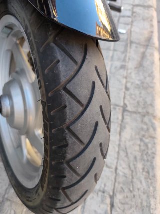 Kymco Venox 250 Negra