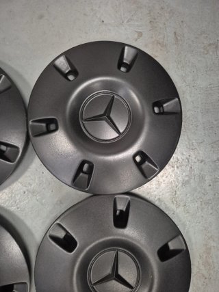 Tapacubos Mercedes Sprinter 16 (4 unidades)