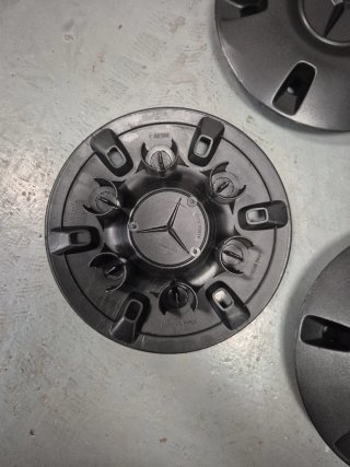 Tapacubos Mercedes Sprinter 16 (4 unidades)