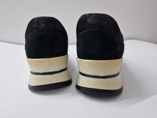 Sneakers Igi&Co memory foam vera pelle 37