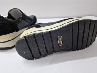 Sneakers Igi&Co memory foam vera pelle 37
