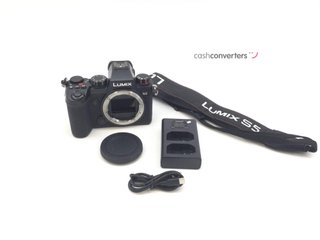 camara digital evil panasonic lumix dc-s5