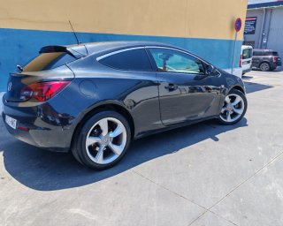 Opel Astra 2012