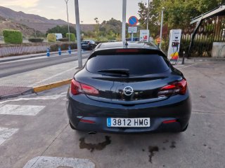 Opel Astra 2012