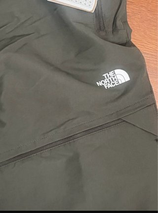 Pantalón The North Face Chico Verde Oliva