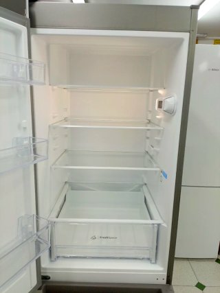Nevera marca Indesit 189/60cm clase E con garantia