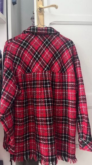 Chaqueta cuadros Bershka M