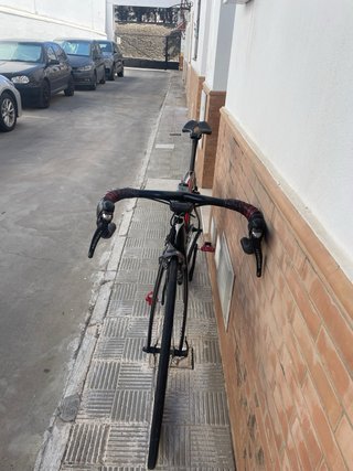 Pinarello F8 -  bicicleta de carretera