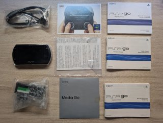 PSP Go 16GB Negra con caja original