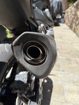 Escape Akrapovič Z800e homologado