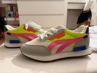 Reebok Bambas Verdes y Rosas