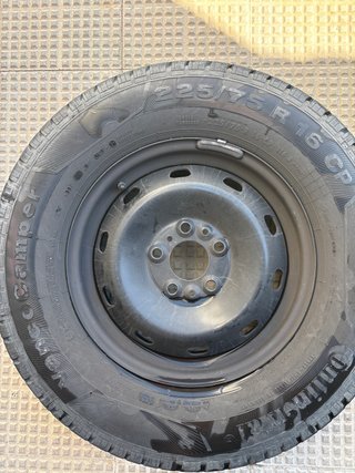 Rueda Continental Camper 225/75 R 16 CP