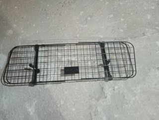 Barrera separadora para coche para animales
