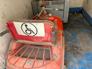Triciclo Motorizado Clásico Rojo