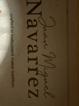 Guitarra Clásica Amarilla