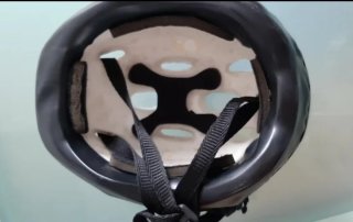 Casco rosa asalmonado  infantil
