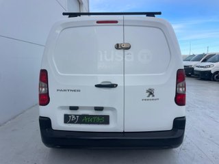 Peugeot Rifter BlueHDi 100 cv. -Av. Motor- 7.500€