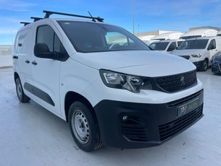 Peugeot Rifter BlueHDi 100 cv. -Av. Motor- 7.500€