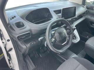 Peugeot Rifter BlueHDi 100 cv. -Av. Motor- 7.500€