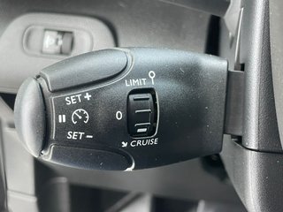 Peugeot Rifter BlueHDi 100 cv. -Av. Motor- 7.500€