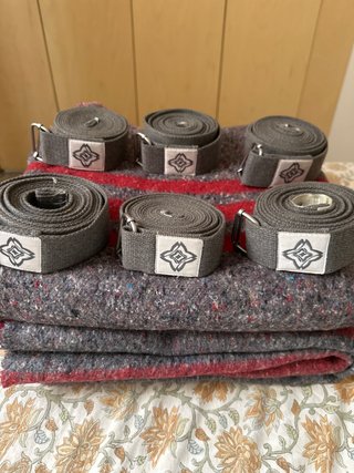 mantas de yoga y correas de yoga