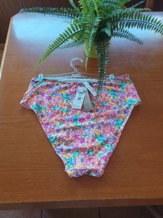 Bikini Etam floral sin estrenar