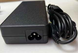 Cargador Lenovo 135W Original ADL135NCC3A Nuevo