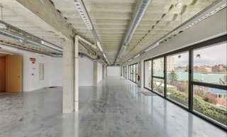 Oficina en alquiler en Nueva España en Madrid